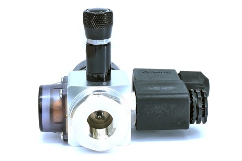 El pasador utilizado para perforar el cartucho de nano CO2
