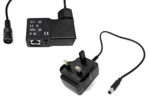 Bobina de solenoide de 12v CC y transformador del Reino Unido
